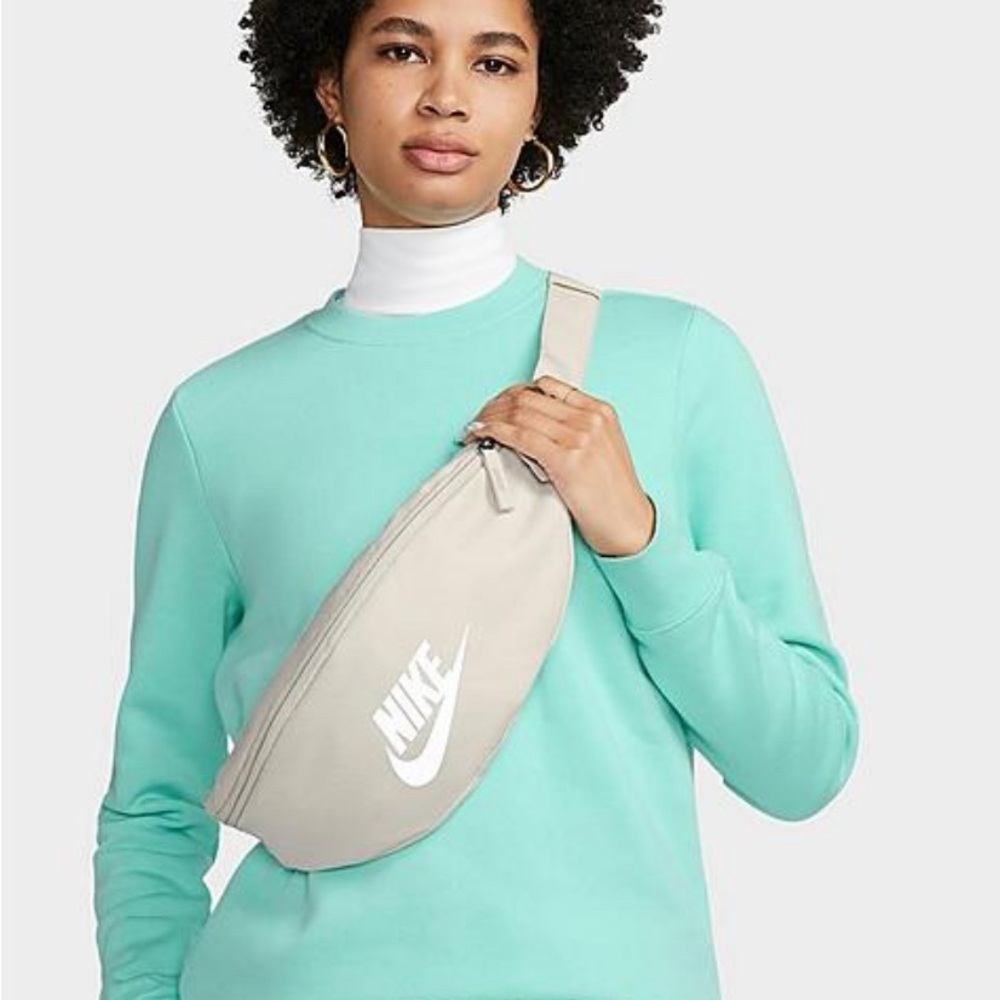 NIKE LIME GREEN FANNY PACK